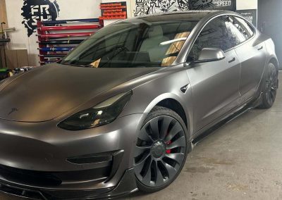 Tesla dechrome - Image 2